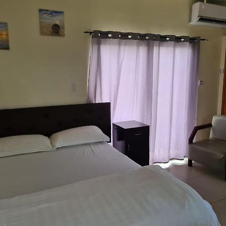 Oriental Suites Джорджтаун Экстерьер фото